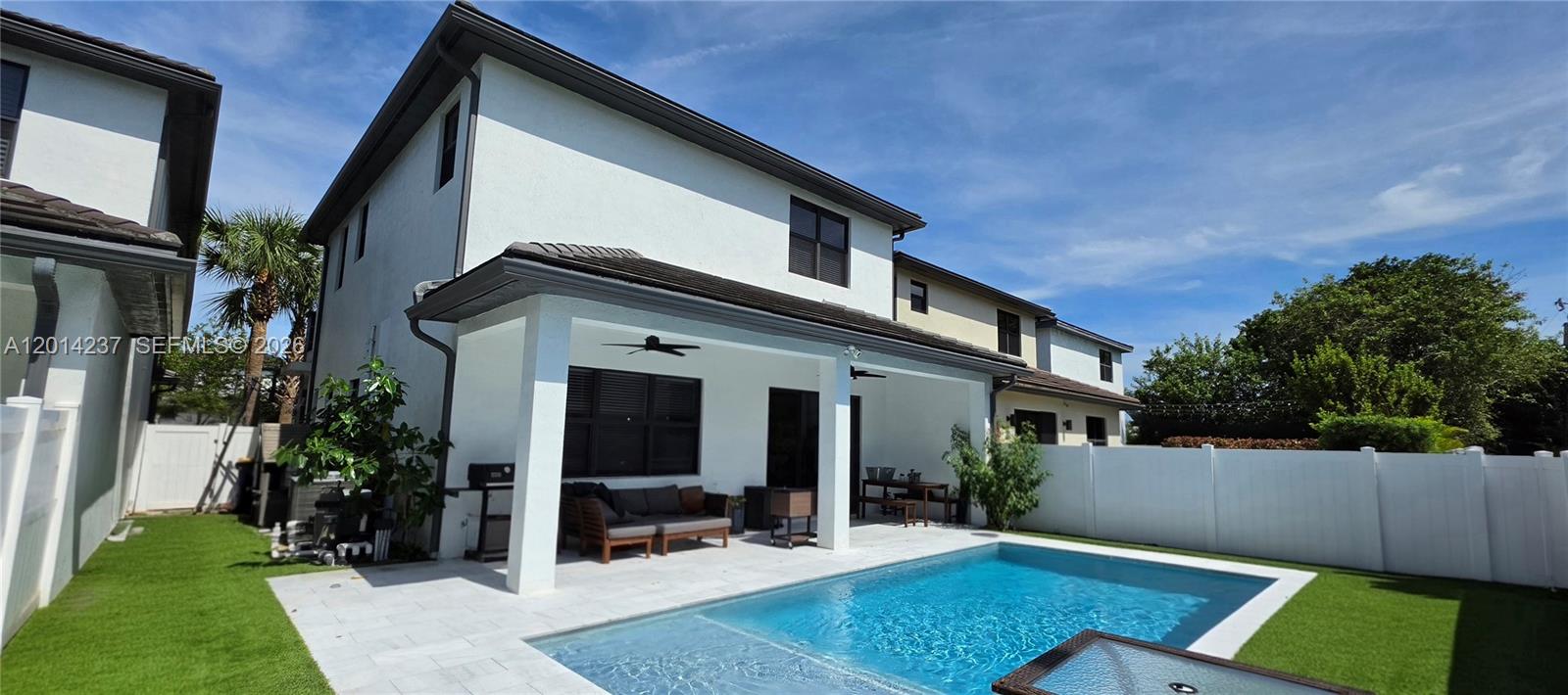 Property photo # 0