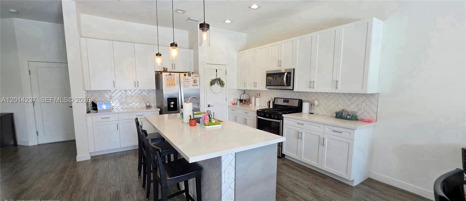 Property photo # 9