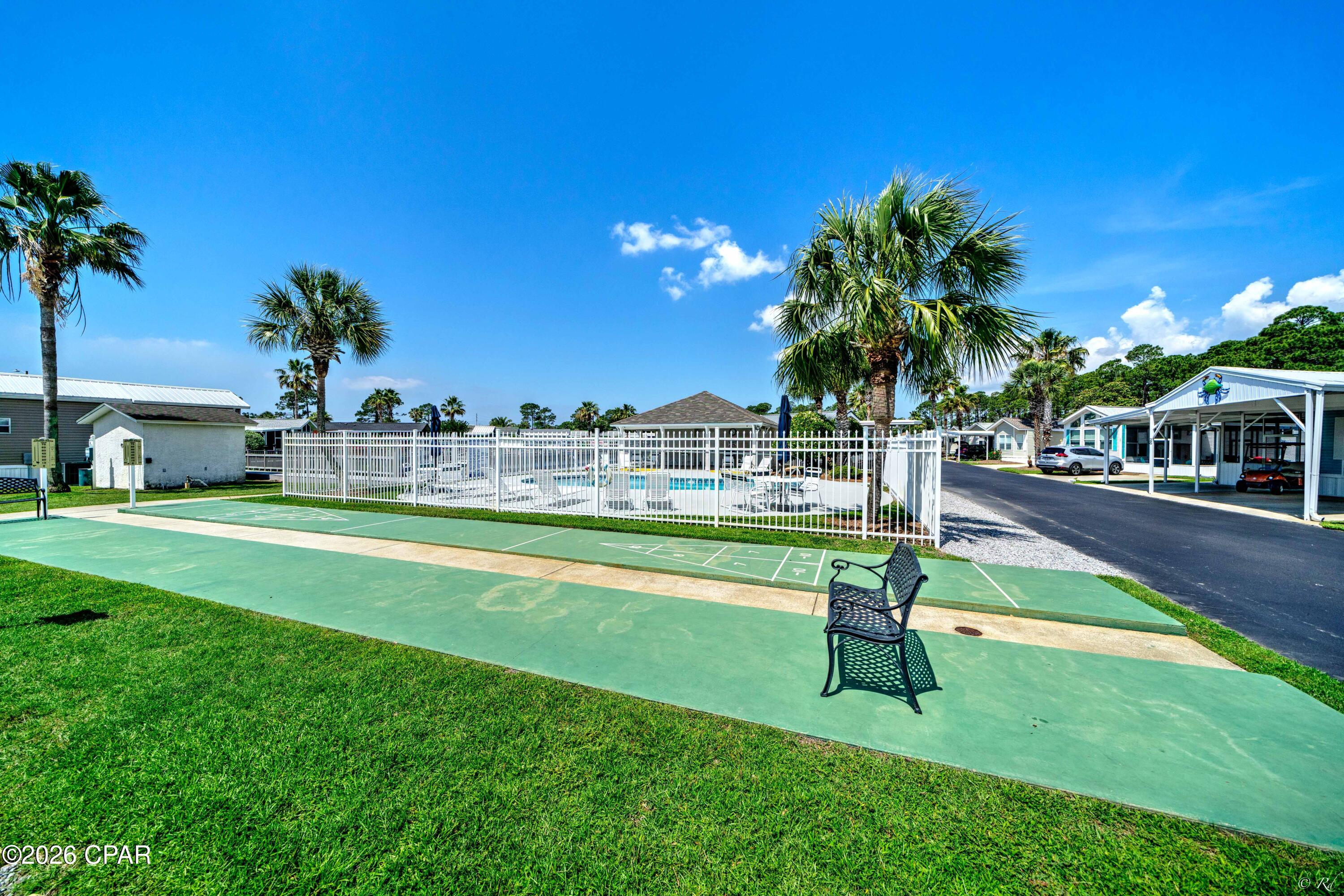 1219 Thomas Drive 73
