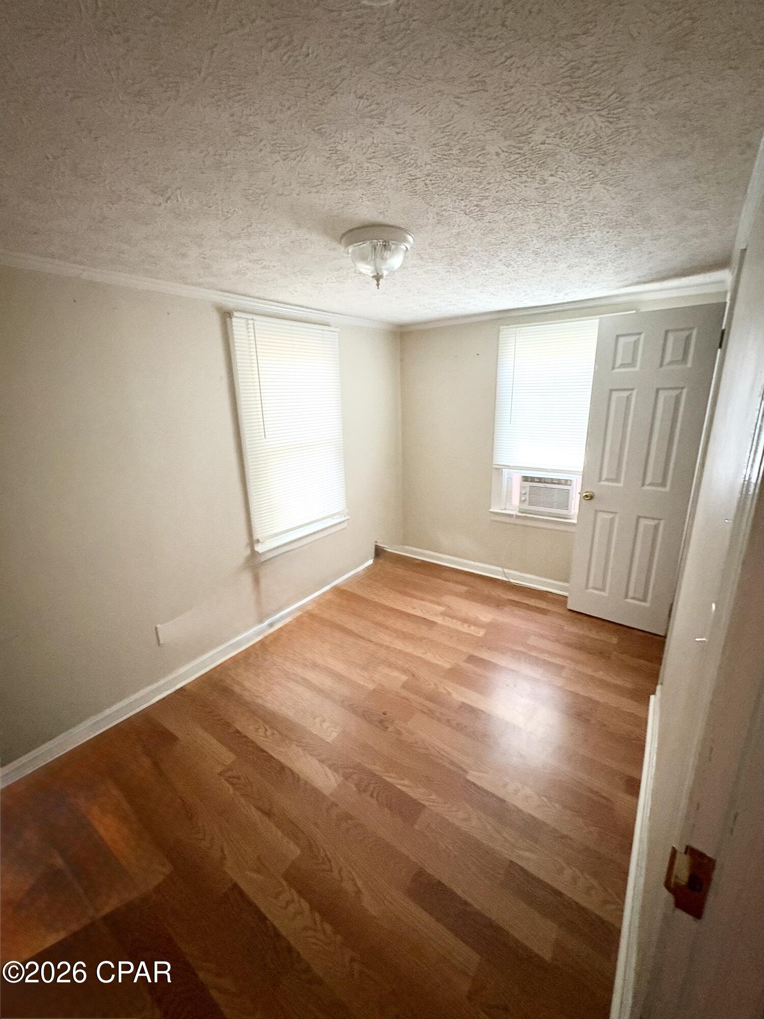 Image 16 For 947 11th Avenue