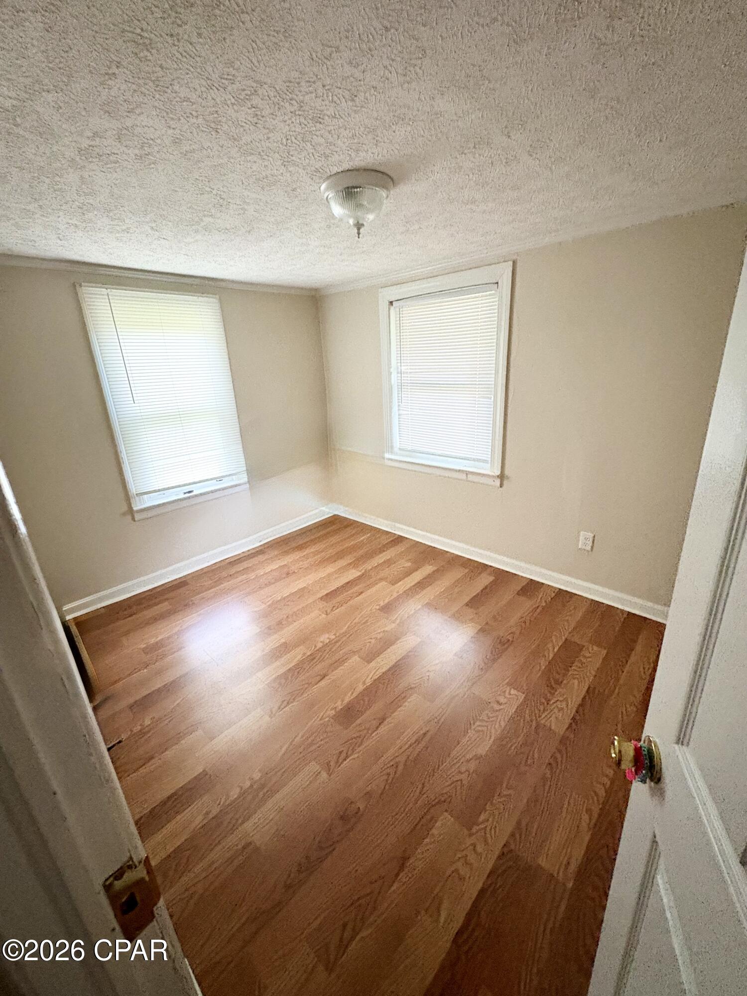 Image 17 For 947 11th Avenue