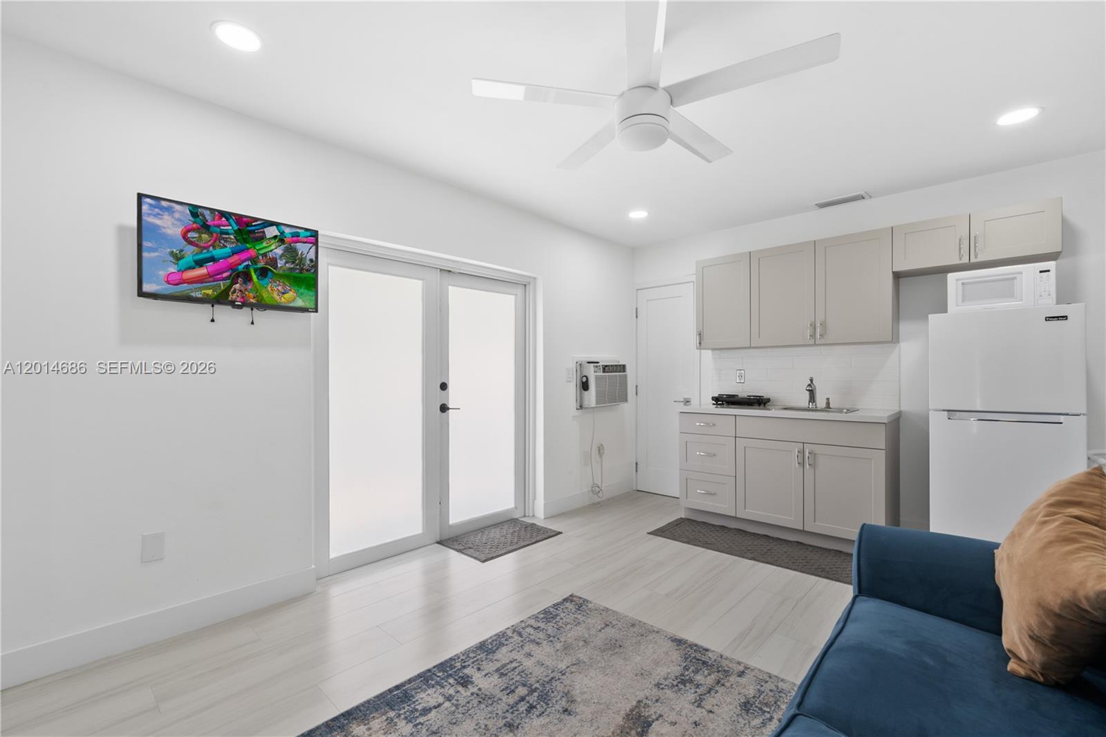 Property photo # 9