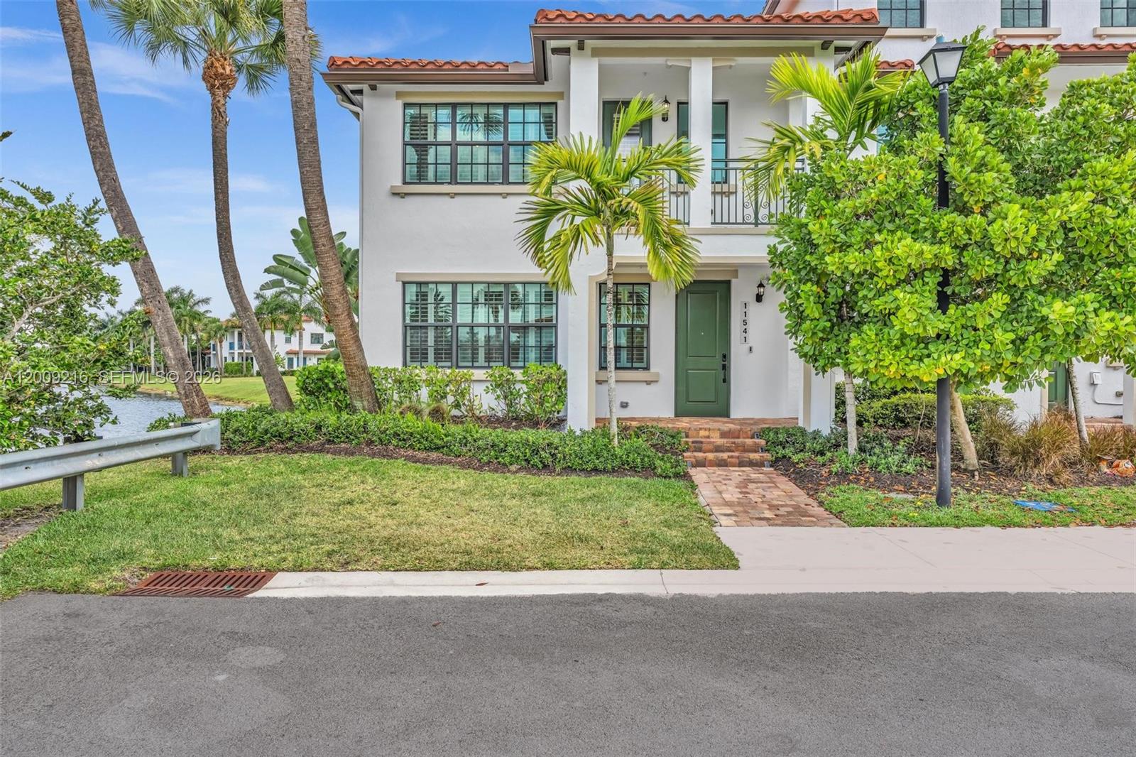 Property photo # 2