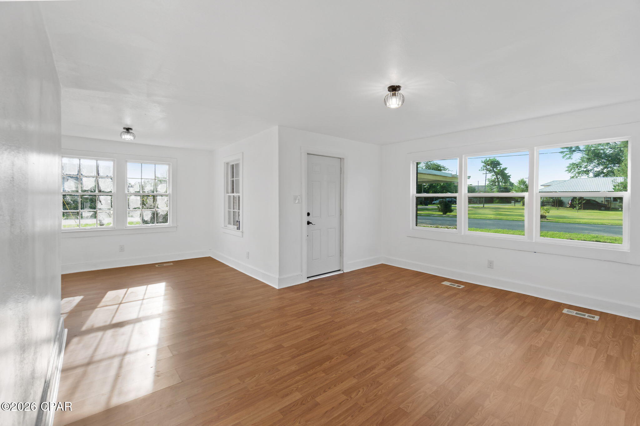 Image 11 For 20699 Sherry Avenue