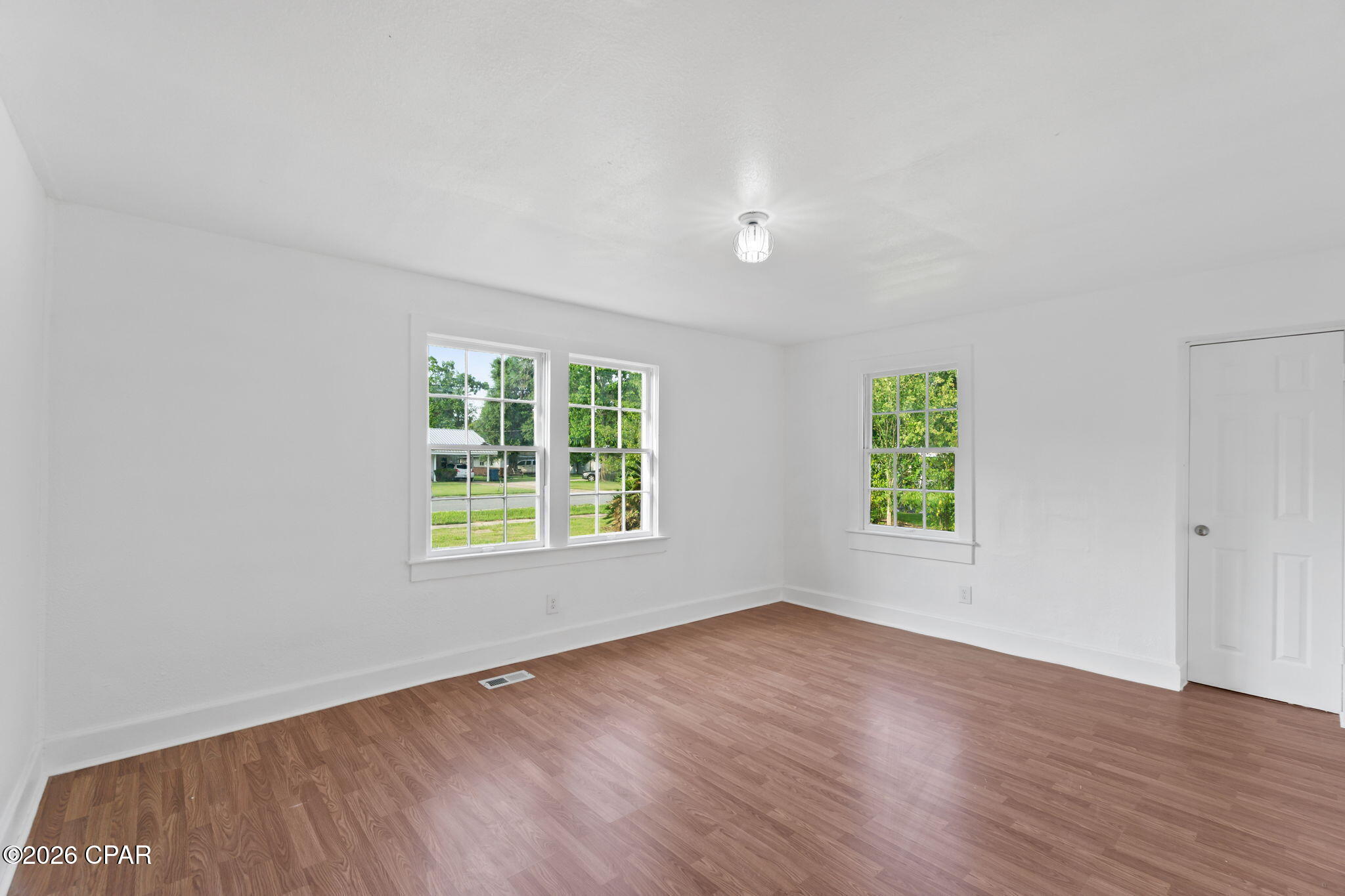 Image 12 For 20699 Sherry Avenue