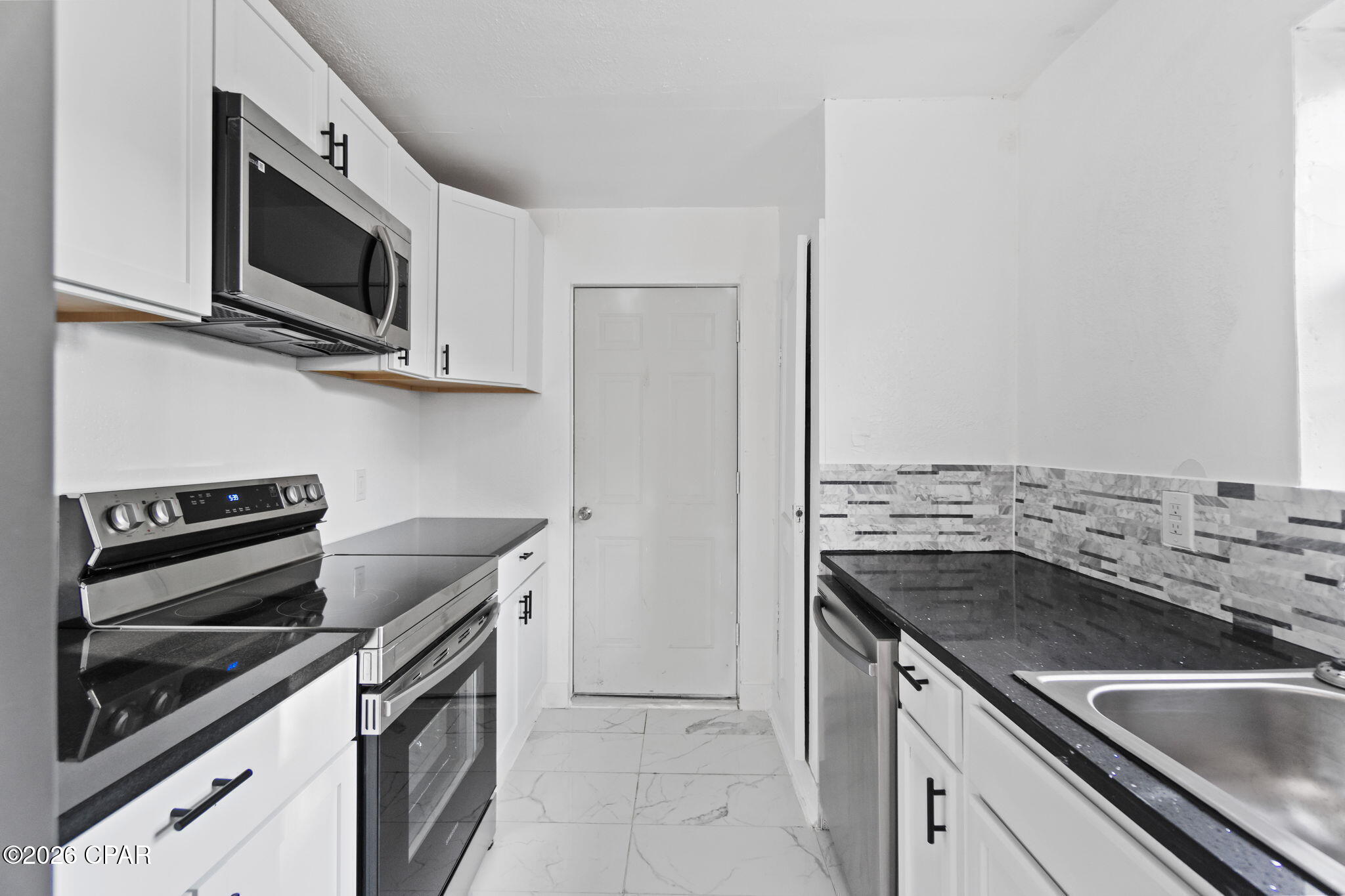 Image 4 For 20699 Sherry Avenue