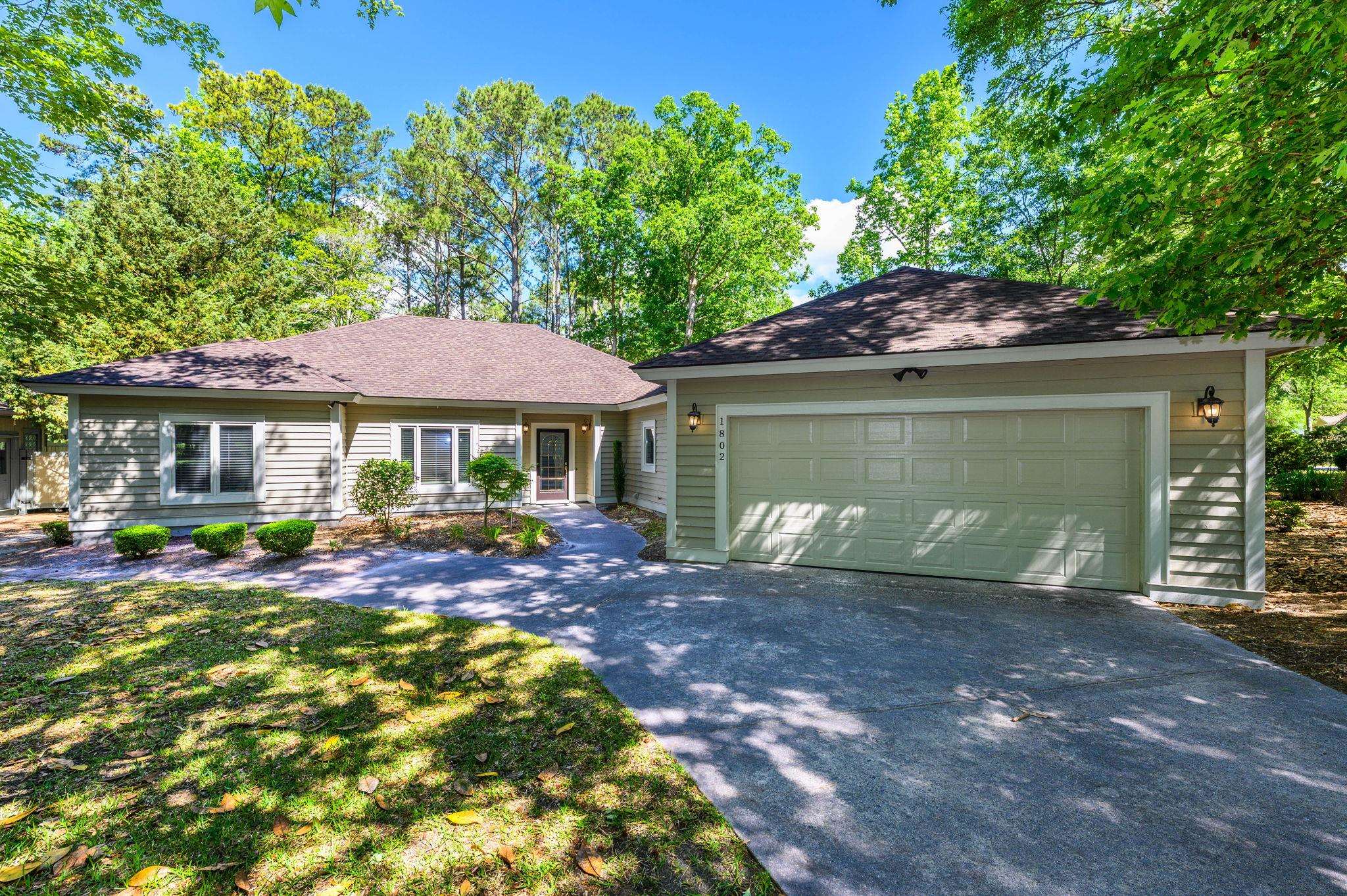 1802 Spinnaker Dr. North Myrtle Beach, SC 29582