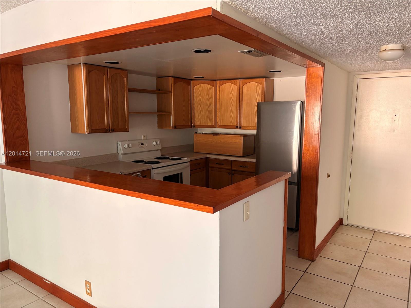 Property photo # 0