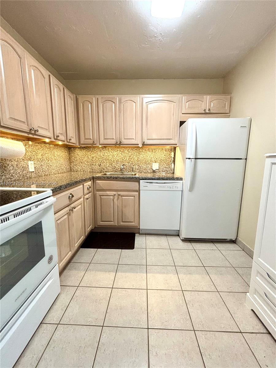 Property photo # 9