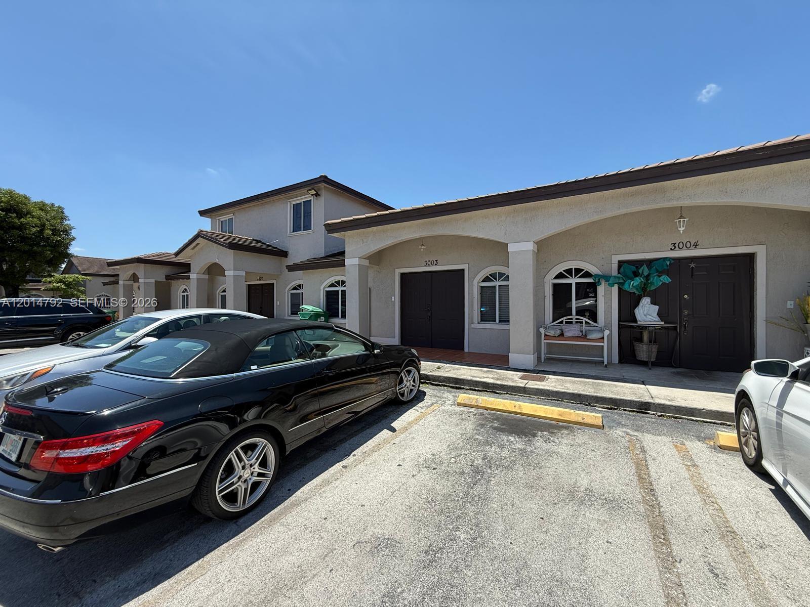 Ibis Villa At Miami Garde