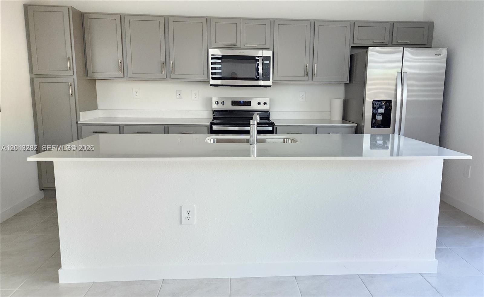 Property photo # 4
