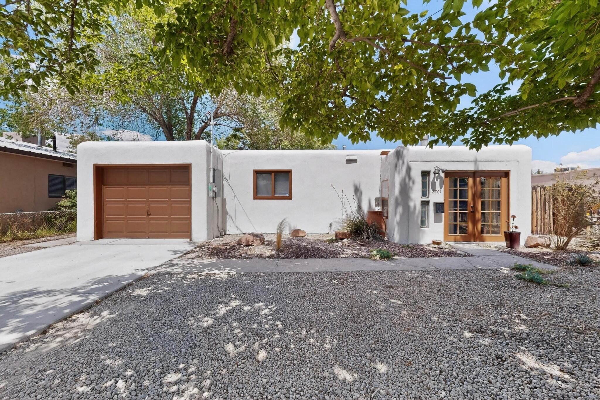 Homes for sale in Albuquerque, NM | 2701 Mountain Rd Nw, Albuquerque, NM 87104 | MLS# 1103073