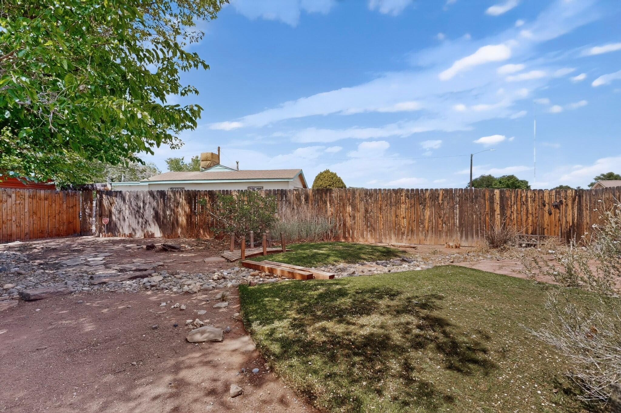 Homes for sale in Albuquerque, NM | 2701 Mountain Rd Nw, Albuquerque, NM 87104 | MLS# 1103073