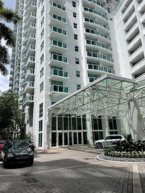 Brickell On The River N T