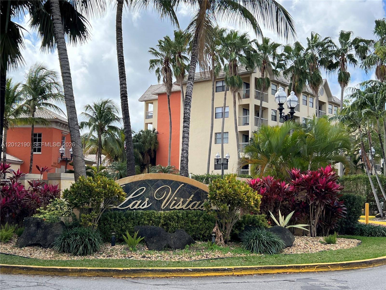 Las Vistas At Doral Condo