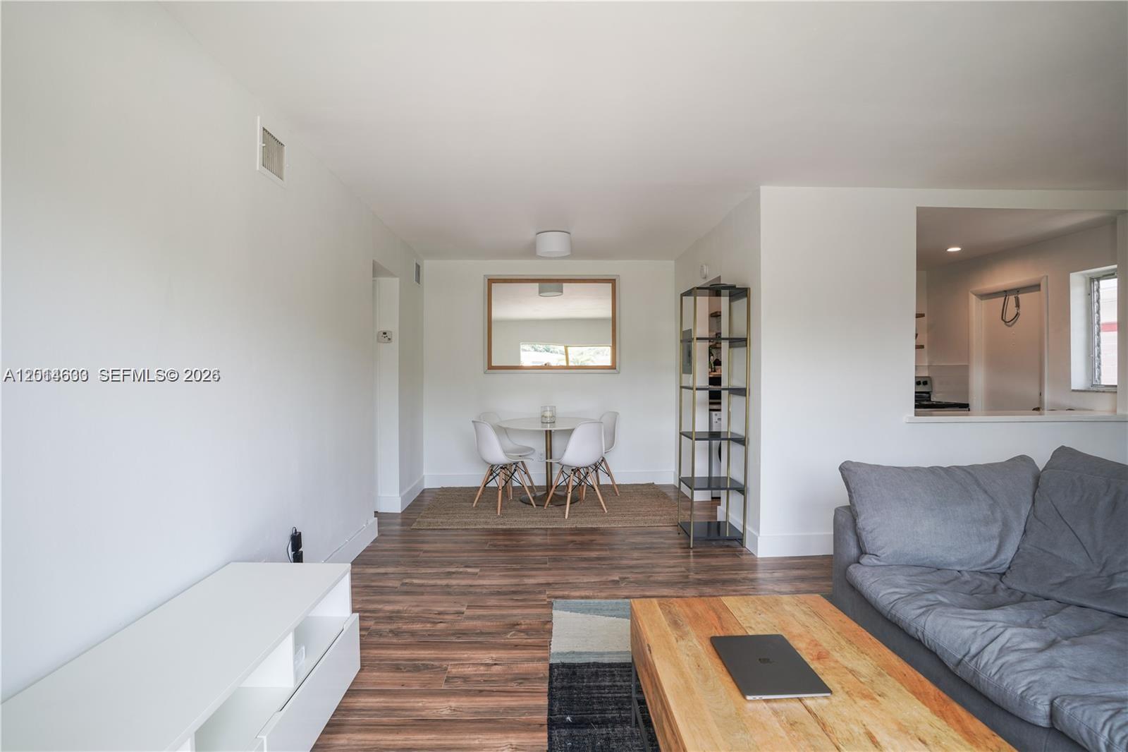Property photo # 6
