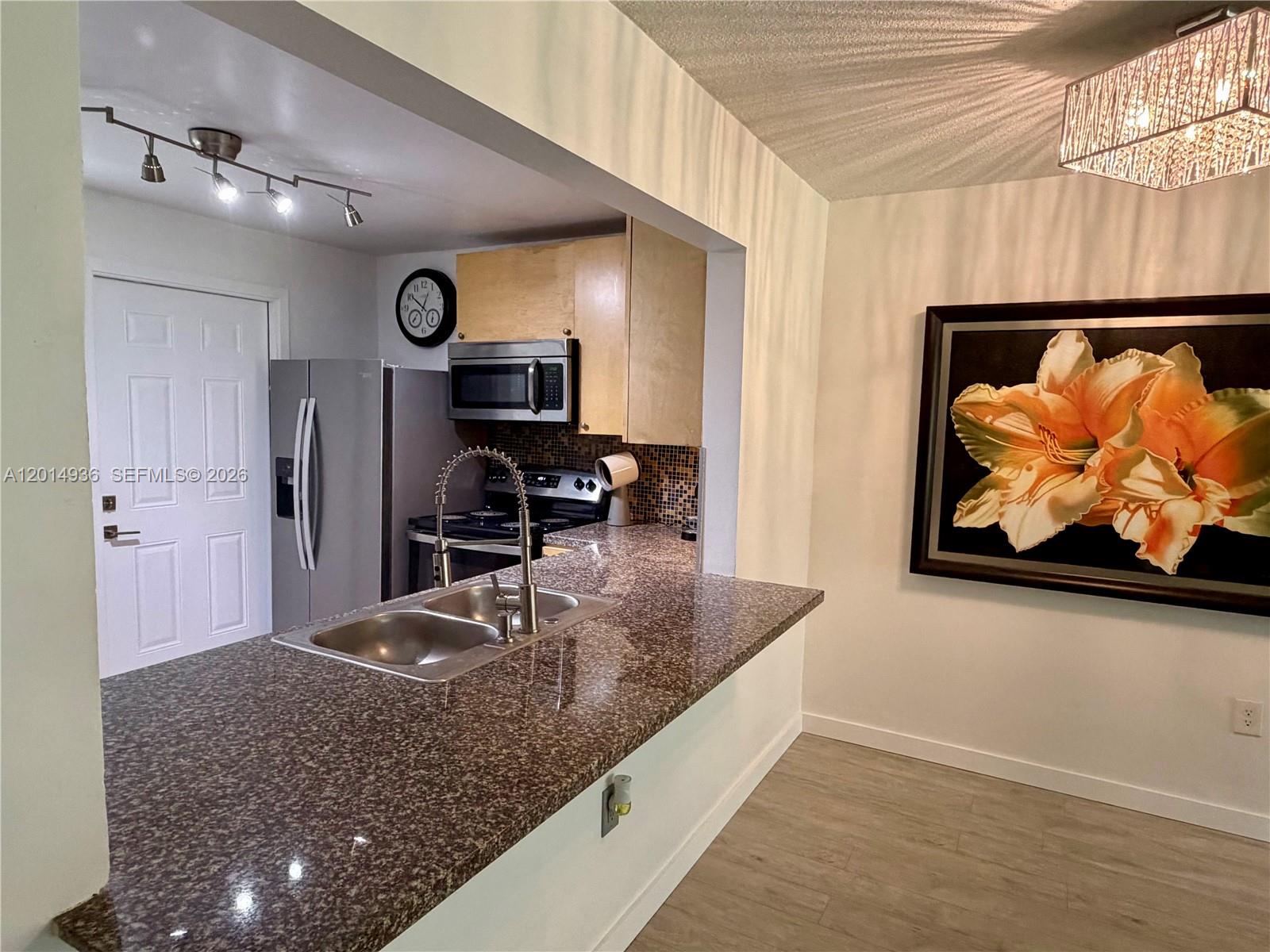Property photo # 0
