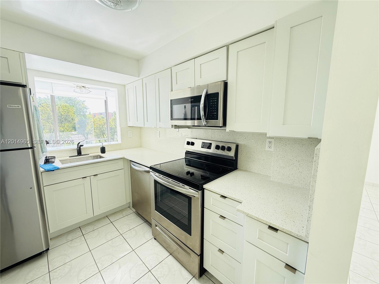 Property photo # 6