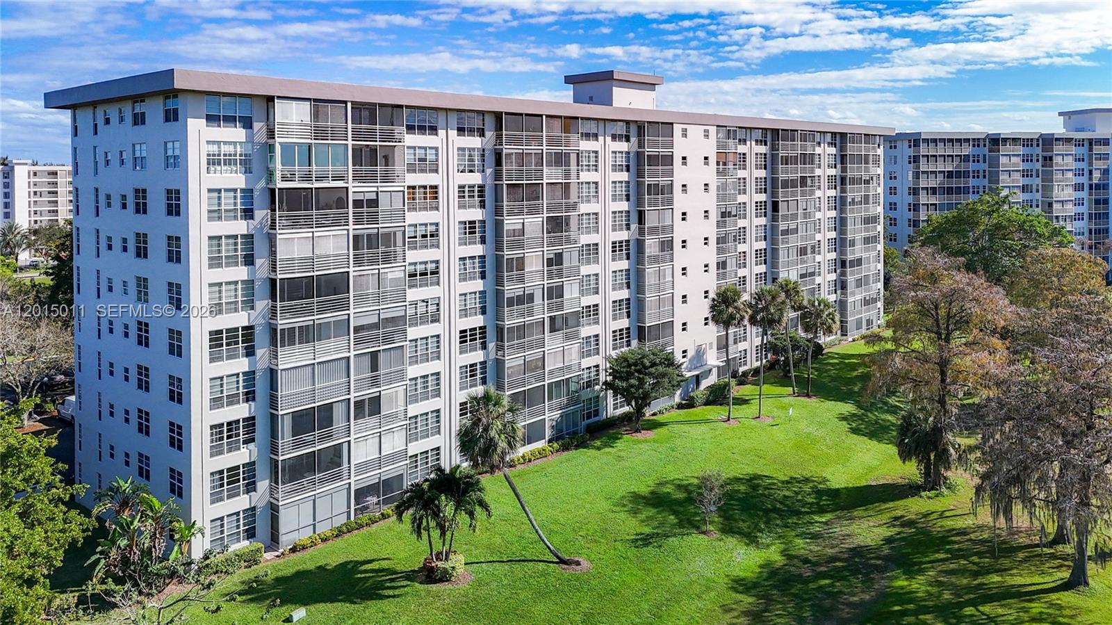 No 60 Palm-Aire Country C