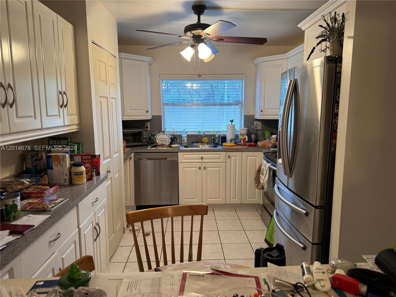 Sunrise Lakes 150 Condo