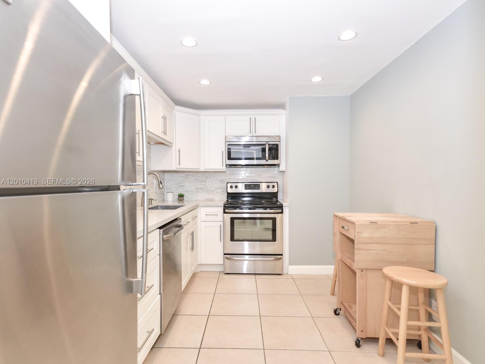 Property photo # 9