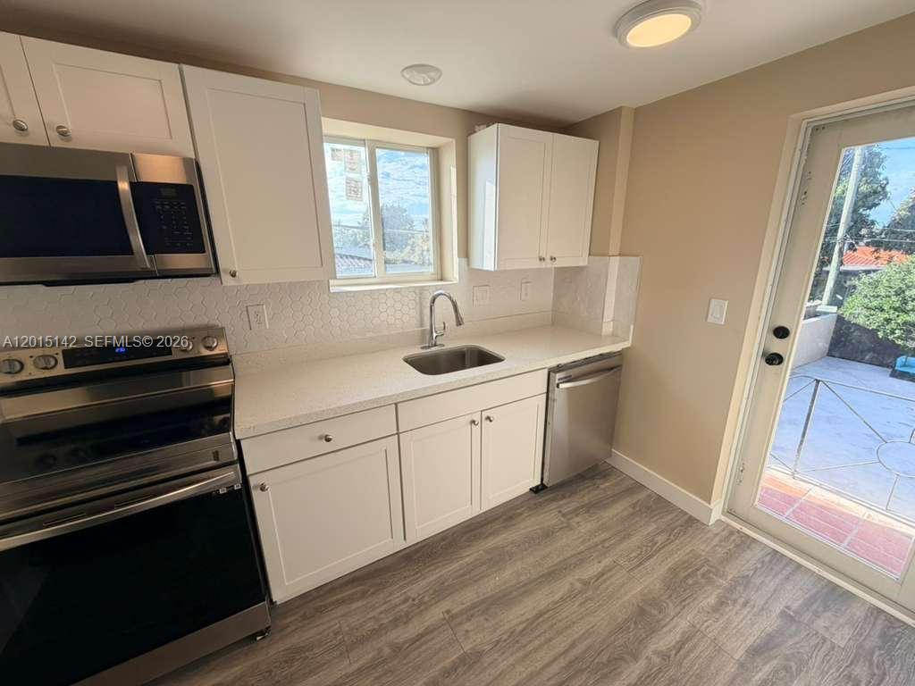 Property photo # 9