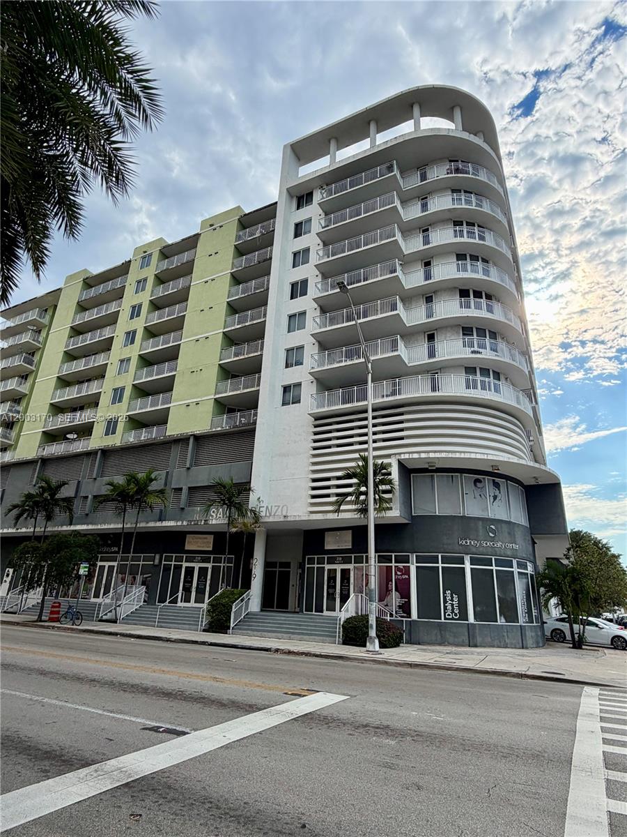 San Lorenzo Condo