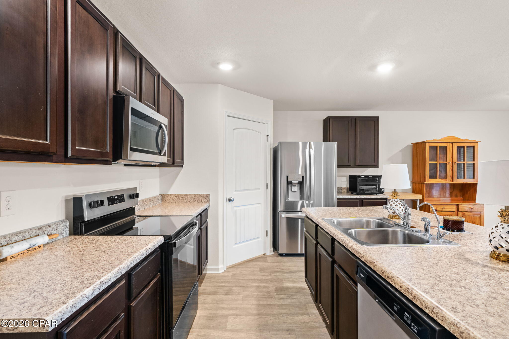 Image 8 For 7109 Penn Way