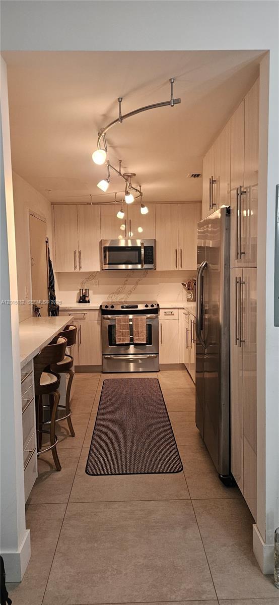 Property photo # 6