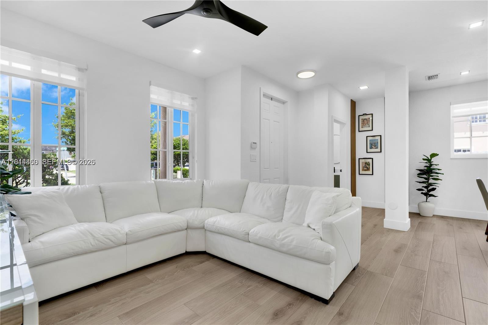 Property photo # 2