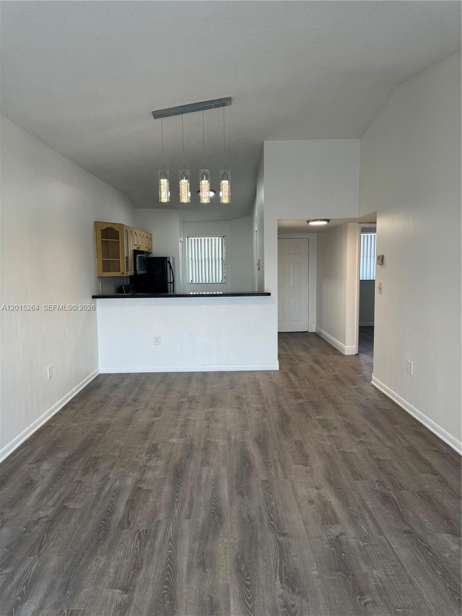 Villas De Venezia Condo