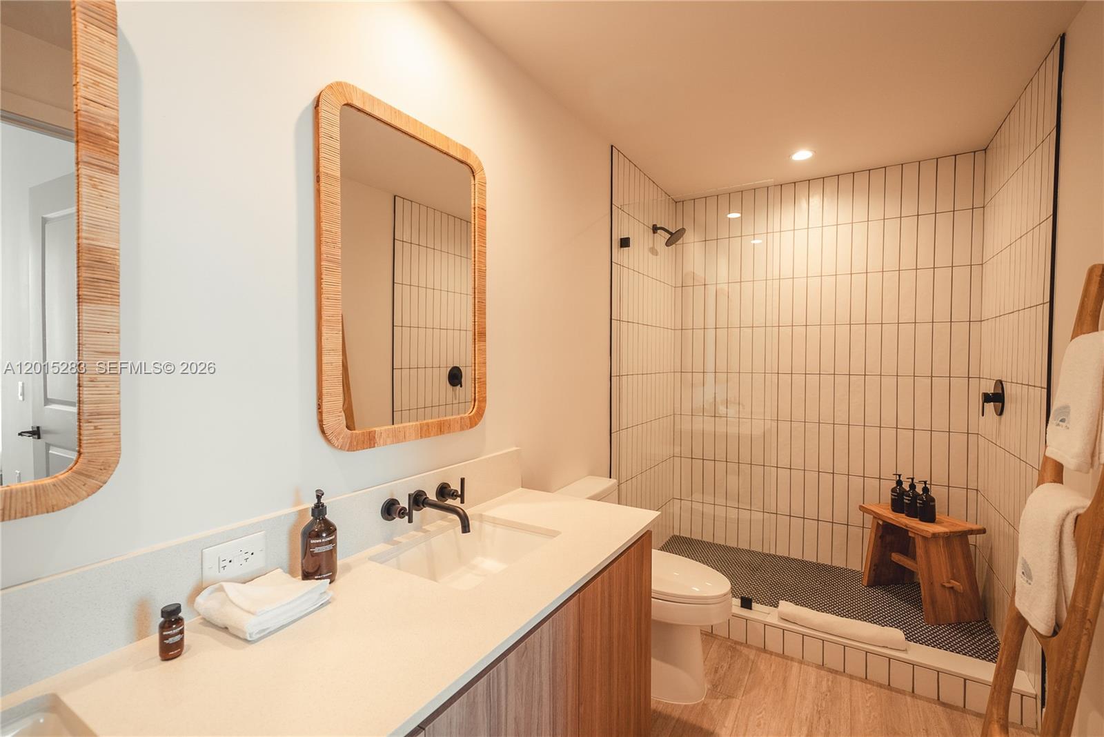 Property photo # 9