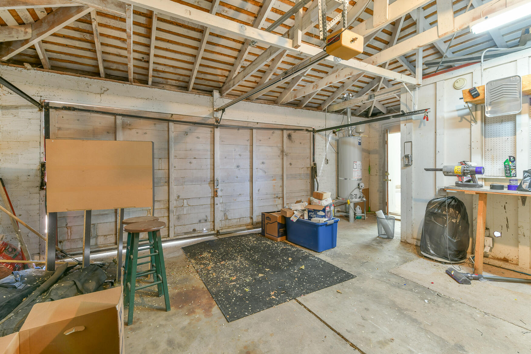 Photo 6 — 813 Hermosa Drive NE