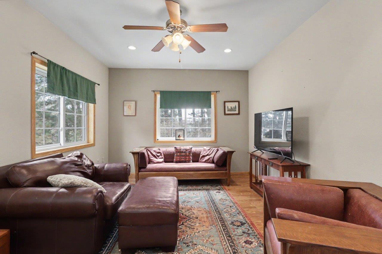 River Property Property 740 River Edge Photo 9