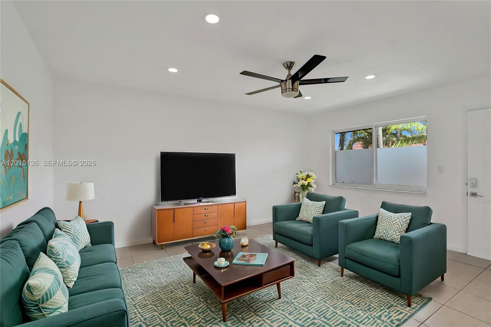 Homes for sale in Wilton Manors, FL | 3050 Ne 5th Ter #13, Wilton Manors, FL 33334 | MLS# A12015136