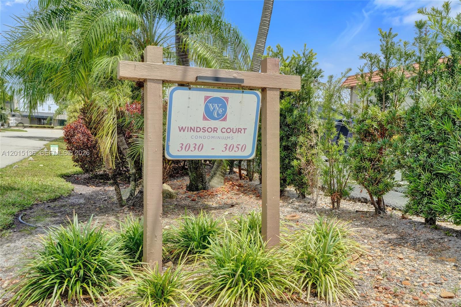 Homes for sale in Wilton Manors, FL | 3050 5th Ter, Wilton Manors, FL 33334 | Houzeo