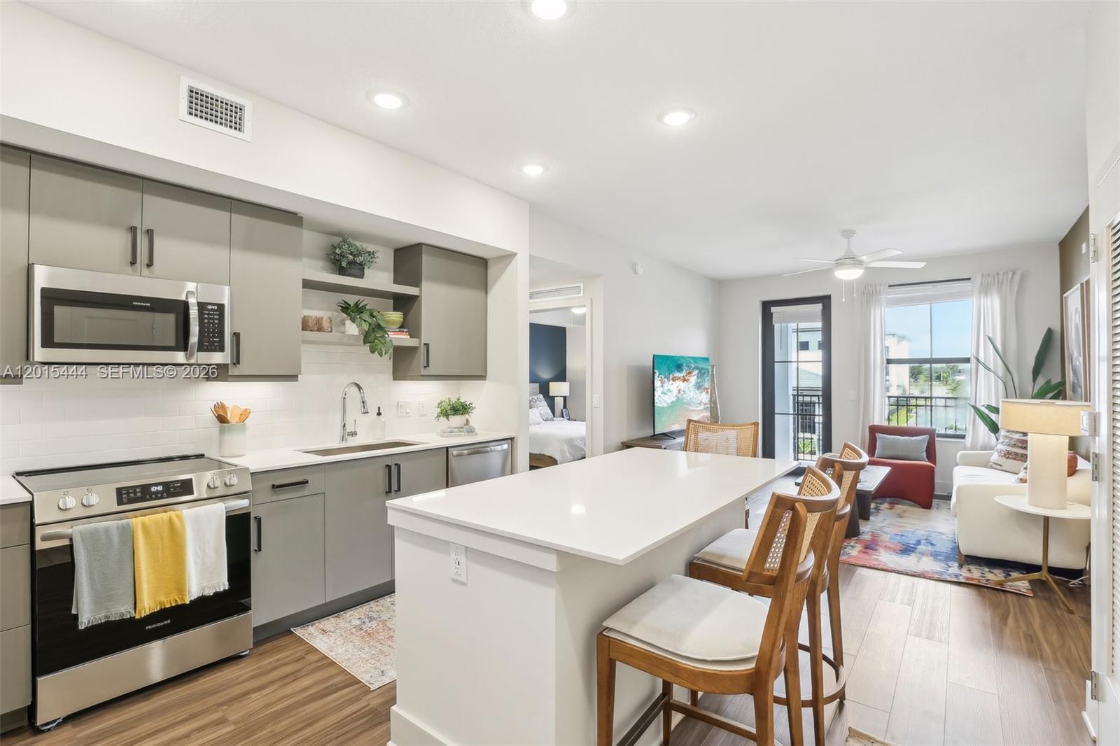 Property photo # 8