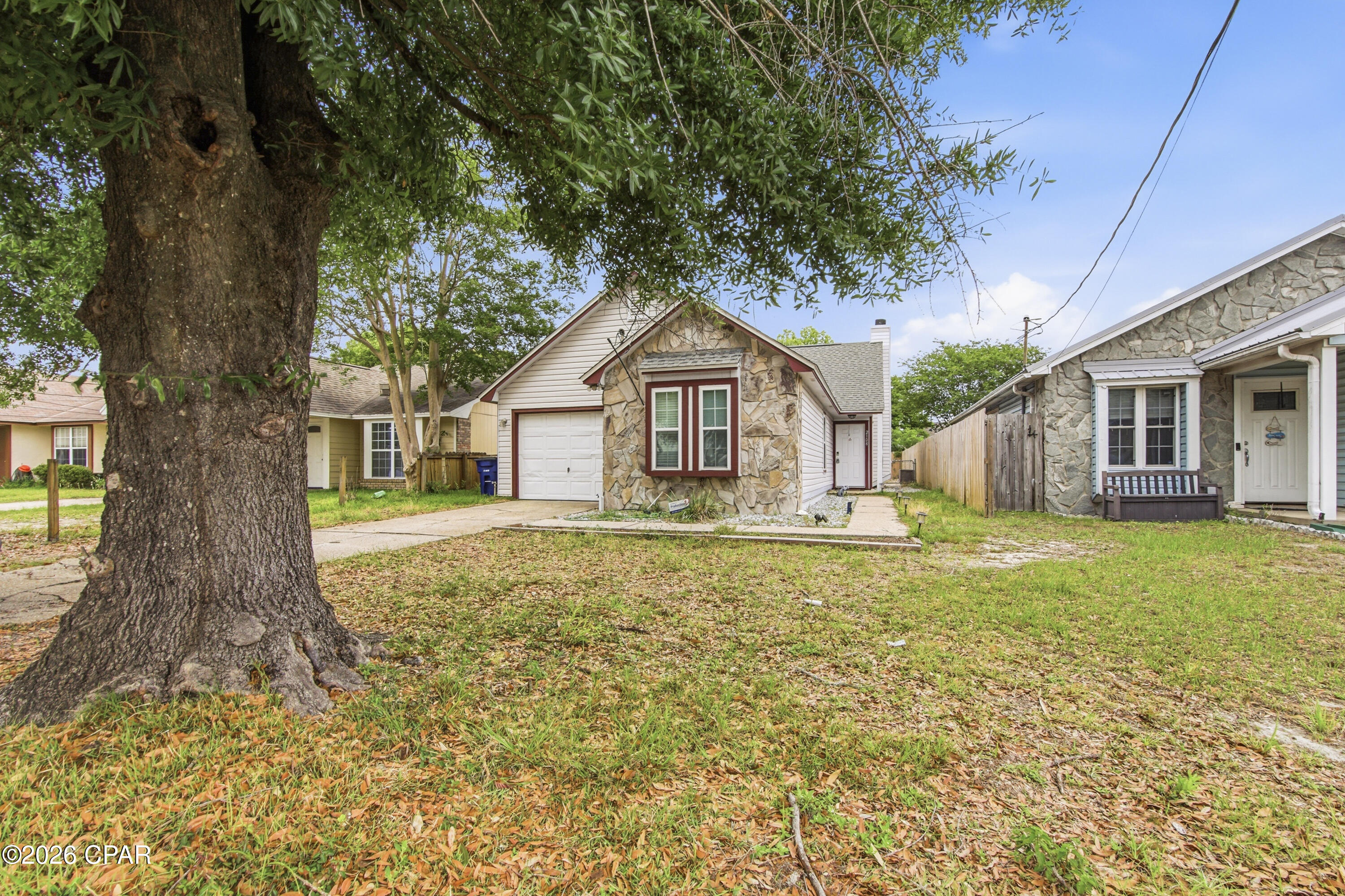 Image 3 For 2108 High Avenue