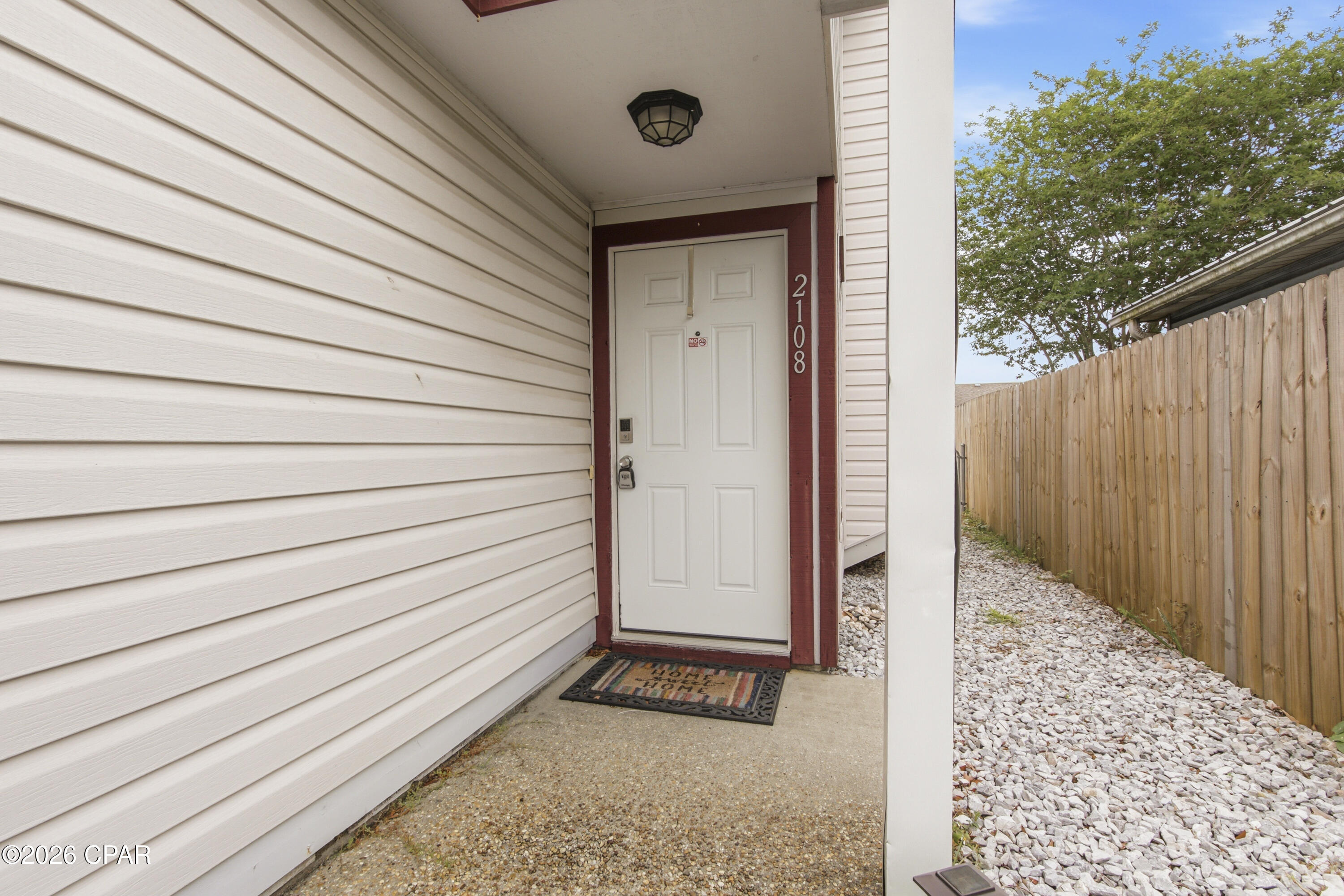 Image 4 For 2108 High Avenue
