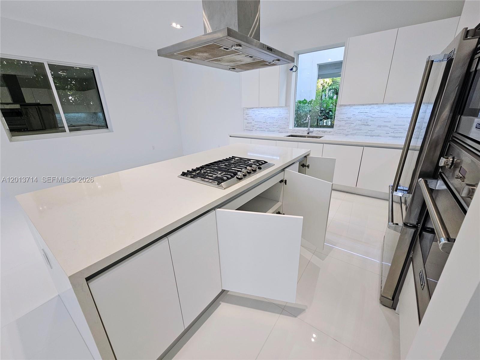Property photo # 6