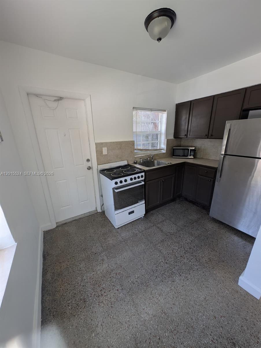 Property photo # 3