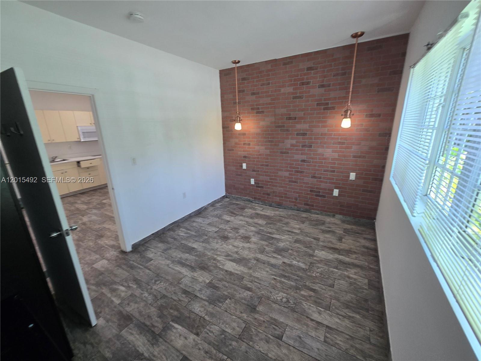 Property photo # 8