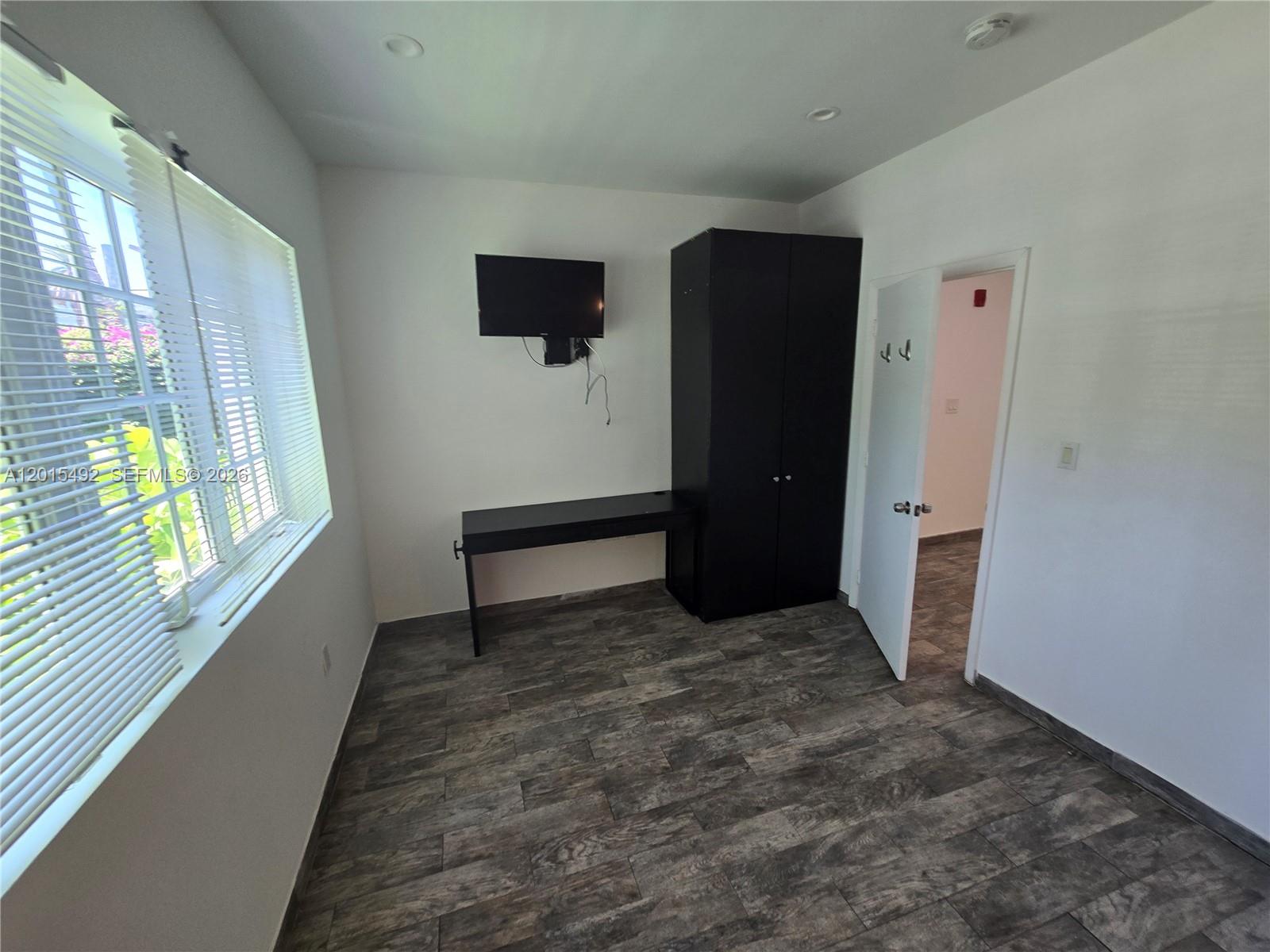 Property photo # 4