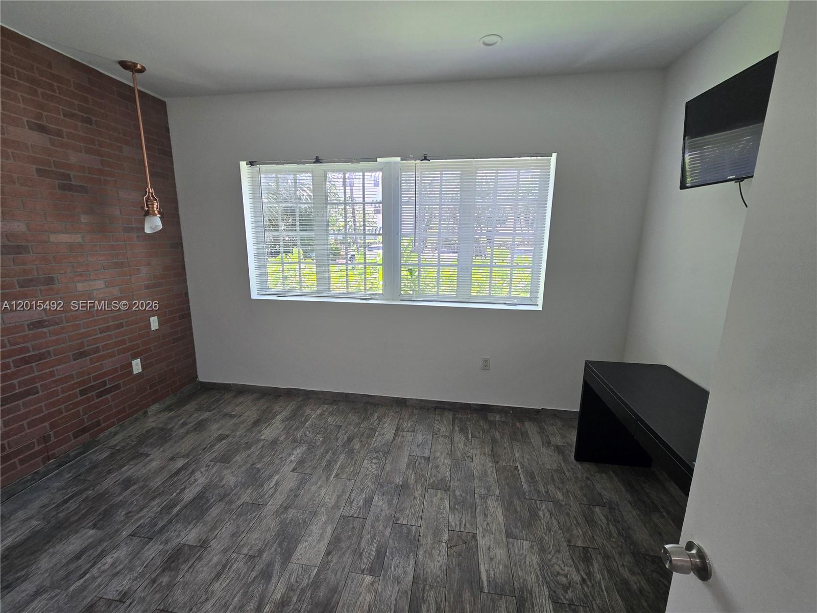 Property photo # 6