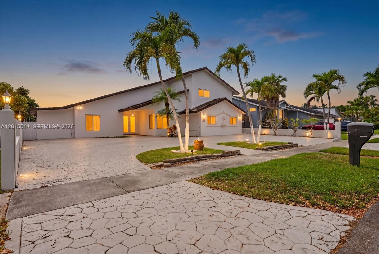 Shores Calusa
