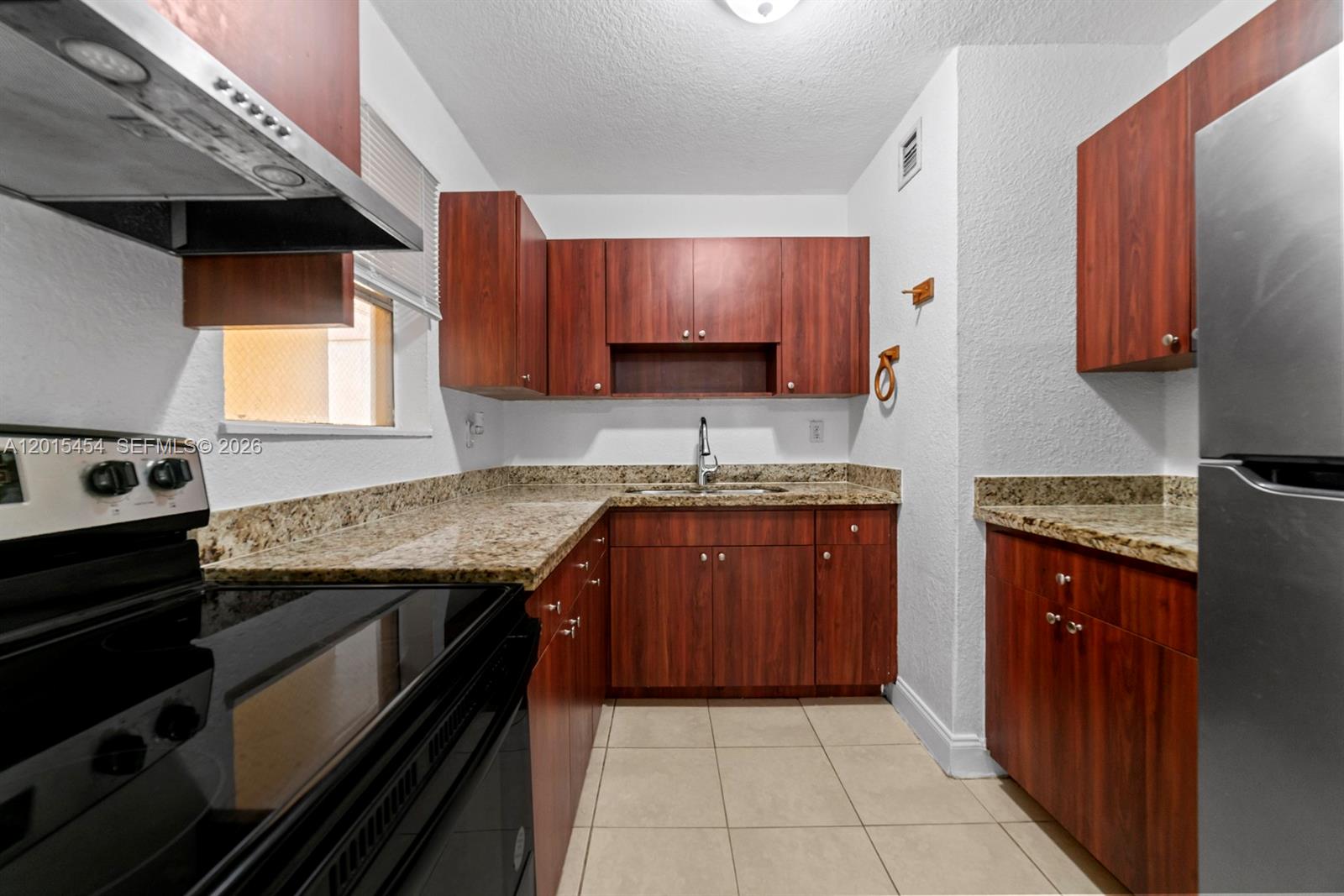 Property photo # 4