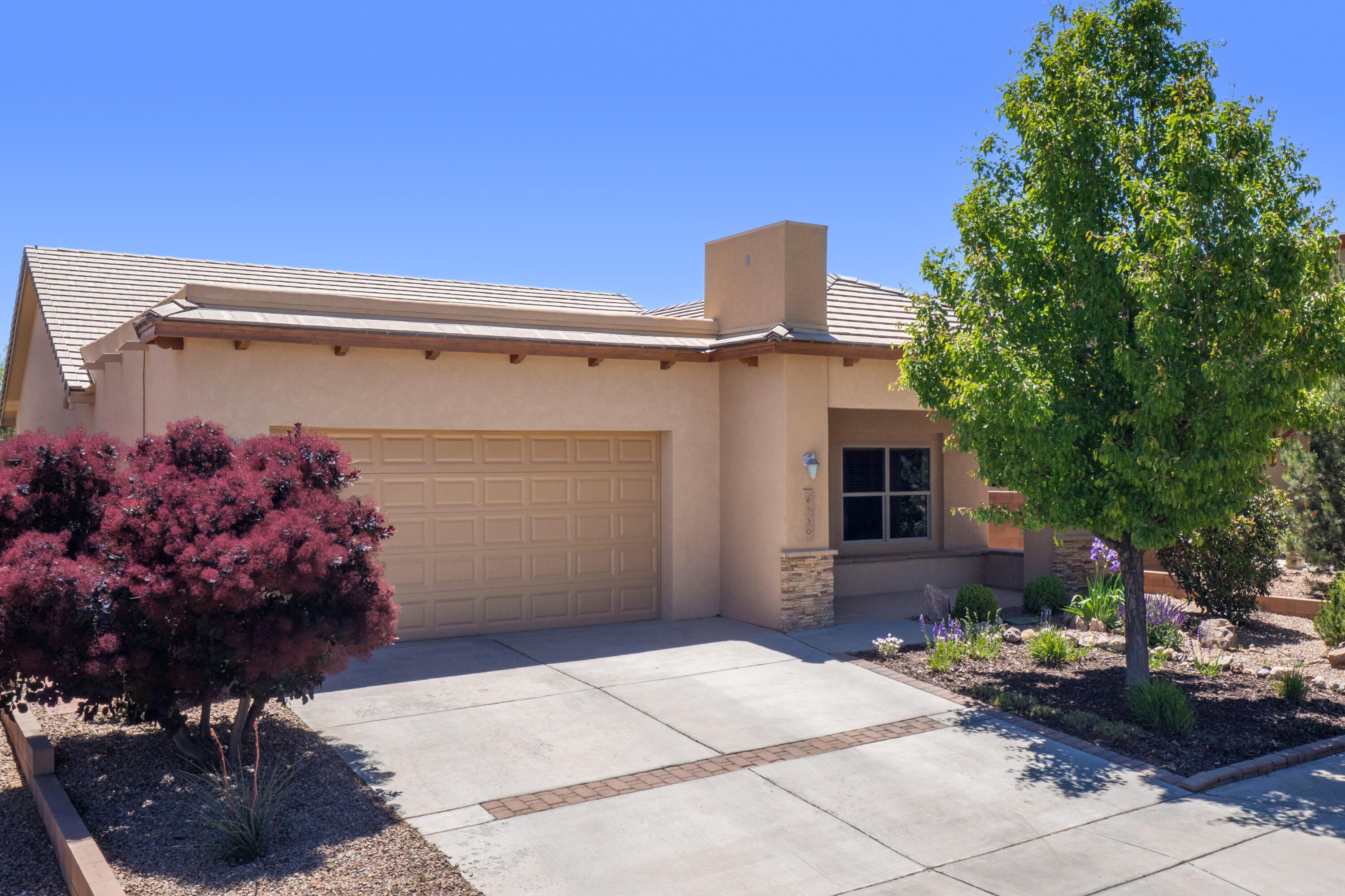 6530 Basket Weaver Avenue, Albuquerque NM 87114