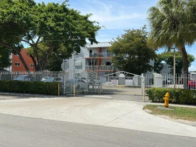 Caribbean Gardens Condo