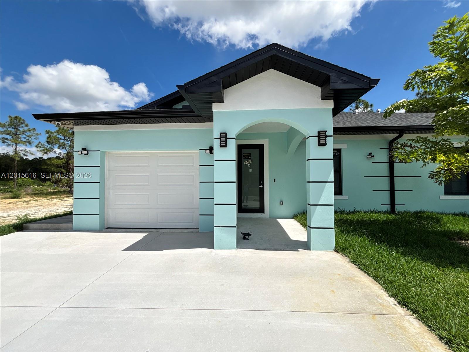 Property photo # 0
