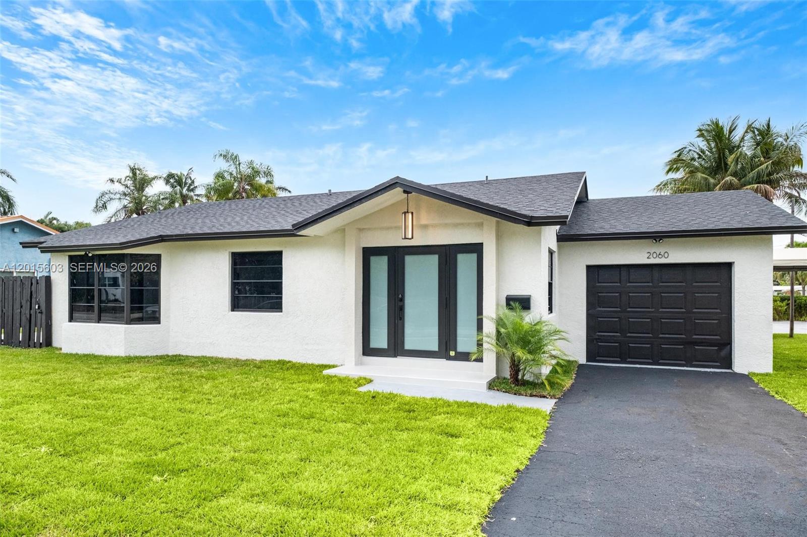 Hollywood Isles Add
